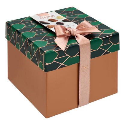 Winter Square Giftbox Medium  - 15 pcs